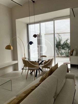 2 bedroom luxury Flat for rent in Valencia, Spain - Photo 1