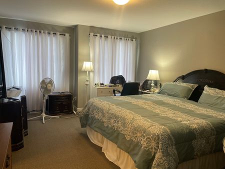 1118 Barrow Ave, Kingston, ON K7M 0G5 - Photo 3