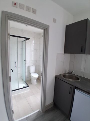 Studio Flat, Sutherland Road, N17 - Photo 4