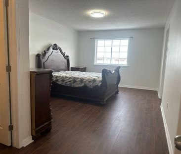 For Lease - 454 Wisteria Crescent, Hunt Club - Windsor Park Village... - Photo 6