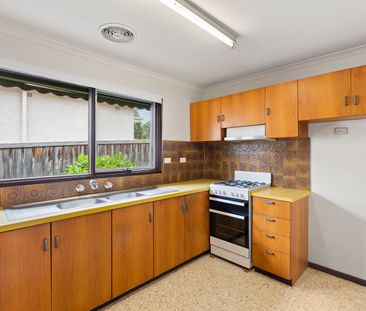 22 Nevis Street, Camberwell VIC 3124 - House For Rent | Domain - Photo 6
