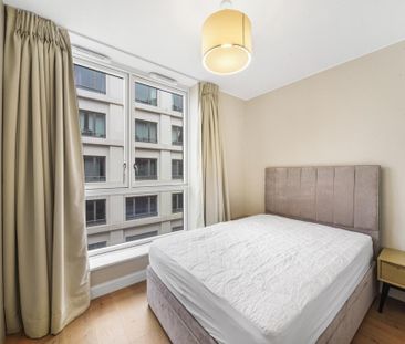 3 bedroom flat to rent - Photo 1