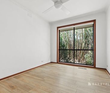 Neatly Presented & Prime Location - Photo 3