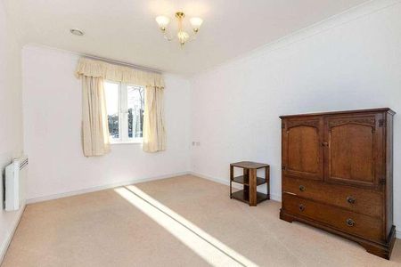 Linkfield Lane, Redhill, Surrey, RH1 - Photo 2