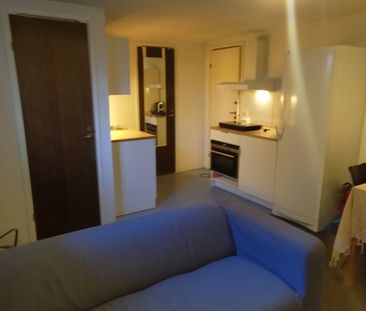 3 rums lägenhet i villa - lämplig för par eller två som vill dela - Photo 2