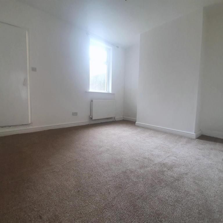 2 bedroom house to rent - Photo 1