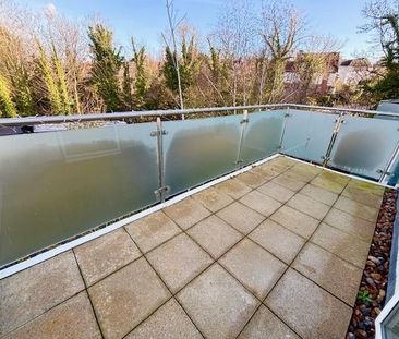 2 bedroom flat to rent - Photo 6