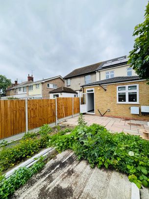 RM1 Bermuda Road | Tilbury | London | RM18 7DA - Photo 1