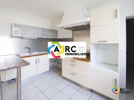 Location Appartement 4 pièces 90m² ST JEAN DE LA RUELLE 45140 - Photo 4