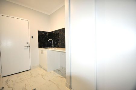 BRAND NEW - 5x3 Family Home + All the Extras - Photo 5