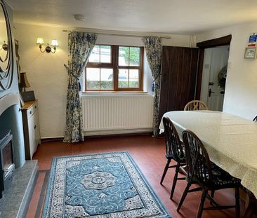 4 bedroom detached house to rent - Photo 2