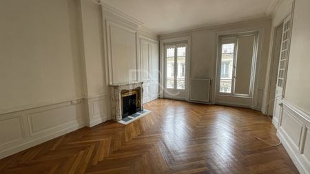 T4 de 137m² - rue Pierre Corneille Lyon 6 - Photo 3