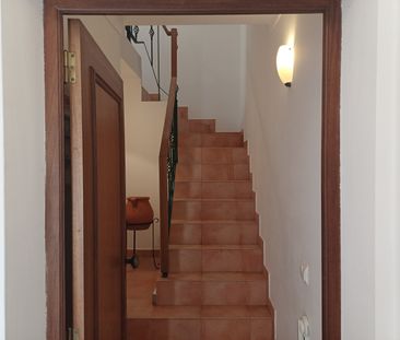 Andar de Moradia T2 , totalmente mobilado , com terraço amplo, Vist... - Photo 4