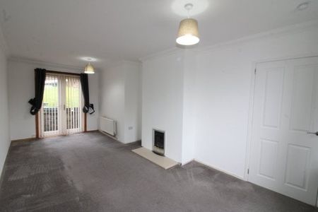 Calderpark Avenue, Lochwinnoch - Photo 2