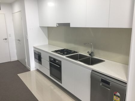 SPACIOUS 1 BEDROOM UNIT WITH AIRCON - Photo 4