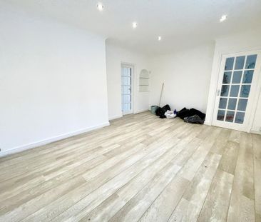 4 bedroom terraced house to rent - Photo 2