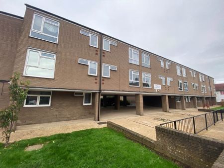 Price £1,295 pcm - Available 05/06/2025 - Unfurnished - Photo 2