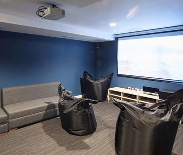 1 bedroom in a flat share to rent - Photo 1