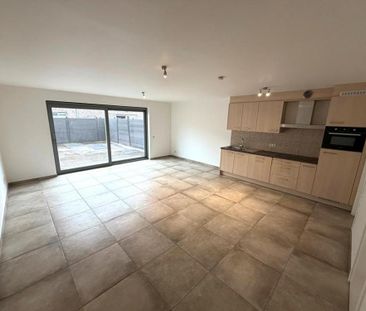 Modern en energiezuinig gelijkvloers appartement (104 m²) met 2 sla... - Photo 2