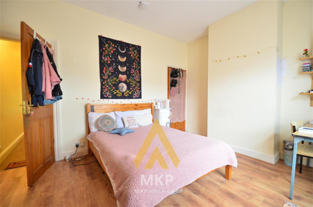 3 bedroom terraced house to rent - Photo 4