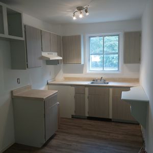 4 ½, 2 Chambres, Centre-sud, 1 Mois Free - Photo 2