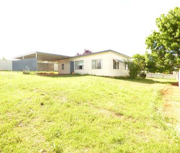 COTTAGE ON THE HILL. - Photo 4
