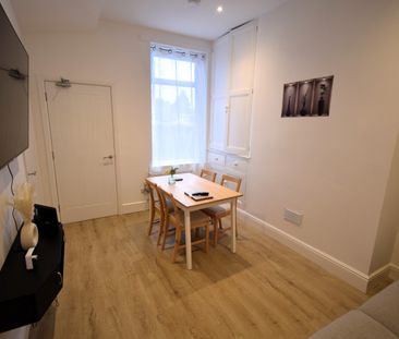 Room in a shared house, Newtown Road, Carlisle, CA2 - Photo 4