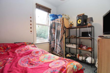 7 bedroom semi-detached house to rent - Photo 5