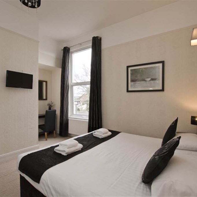 Studio 1, 254 Ravenhill Road, Belfast , BT6 8GJ - Photo 1