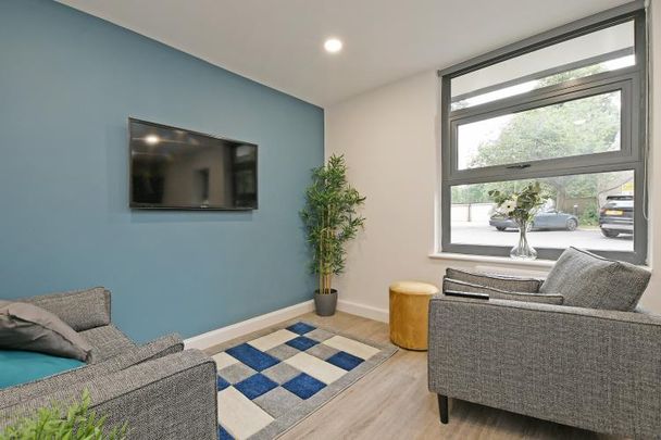 Student Apartment 0 bedroom, Ecclesall Road, Sheffield - Photo 1