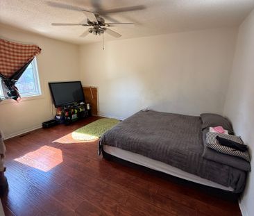 For Lease - 166 Kulpin Avenue Unit# Main floor, Bradford West Gwill... - Photo 2