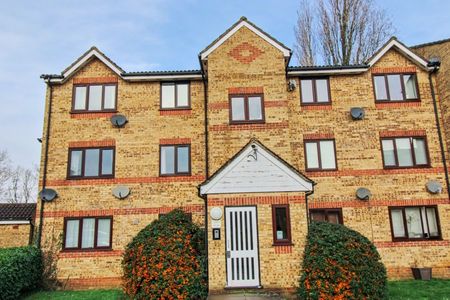 Prestatyn Close, Stevenage, Hertfordshire - Photo 4