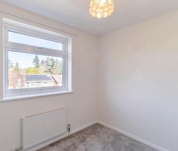 3 bedroom detached house to rent - Photo 2