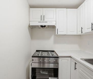 For Lease - 237 Queen Street Unit# BACHELOR, Hamilton, Ontario - Photo 6