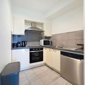 Appartement te huur in Oudergem voor € 1.550 met 2 slaapkamers - Photo 3