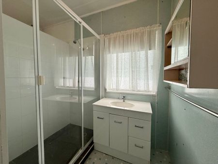 20 Princes Avenue, Charlestown - Photo 4