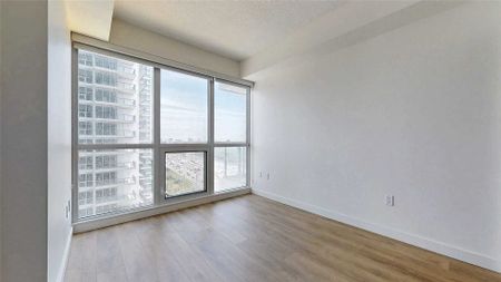 For Lease - 95 Mcmahon Drive Unit# 1212, Toronto, Ontario - Photo 2