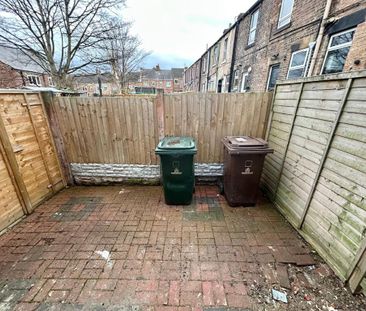 2 bedroom end of terrace house to rent - Photo 5