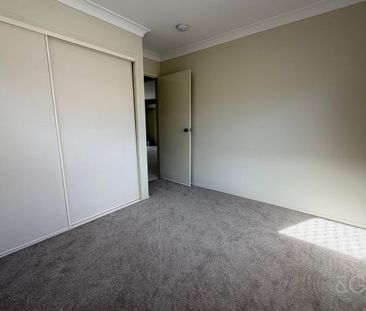 Spacious and Fresh! - Photo 3