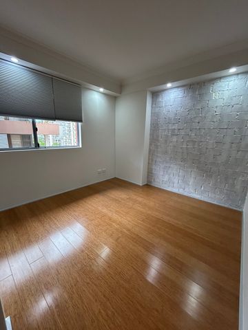 18/8-10 Lachlan Street Liverpool - Photo 2