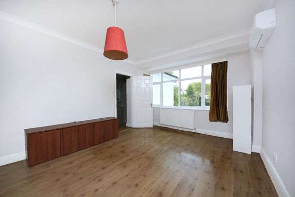 5 bedroom house to rent - Photo 1