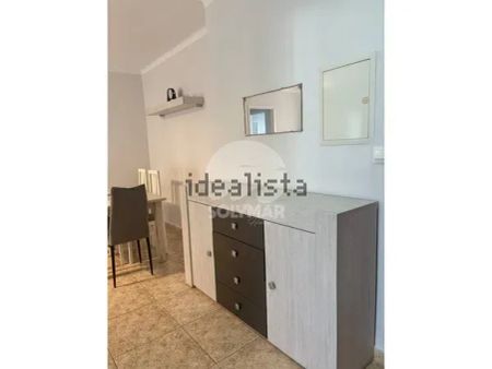 Alquiler de piso en Calle Jerez - Photo 3