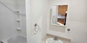 Grand 2 et demi chauffé, eclairé 725$ shawinigqn - Photo 2