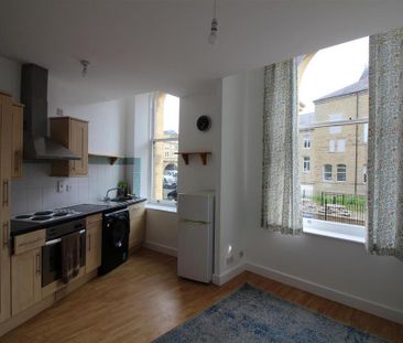 1 bedroom ground floor flat to rent - Photo 3