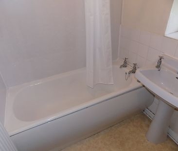 The Old School House - Photo 5