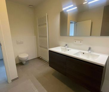 Appartement - Te huur - Photo 1
