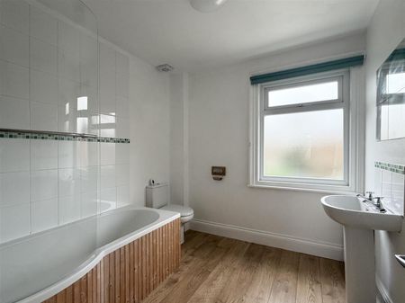 2 Eign Road, Hereford - Photo 4