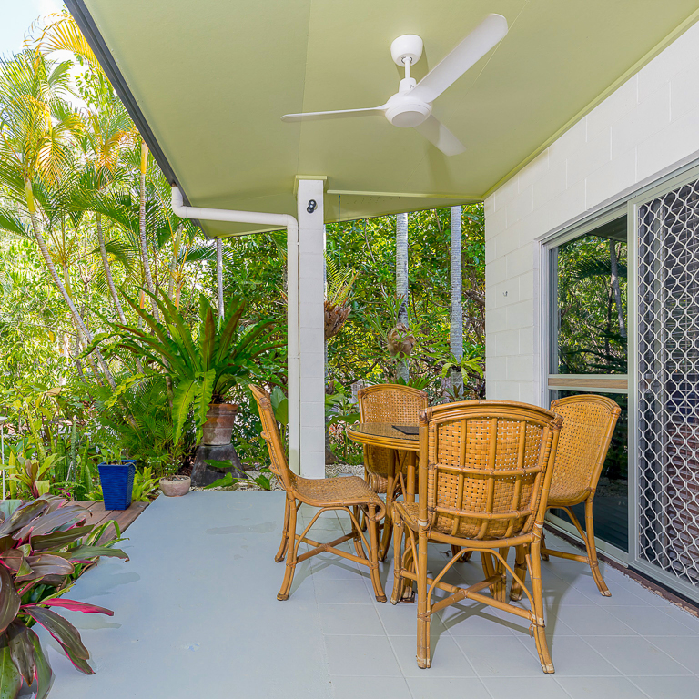 Unit 2, 20 Terebra St, Palm Cove, QLD - Photo 1