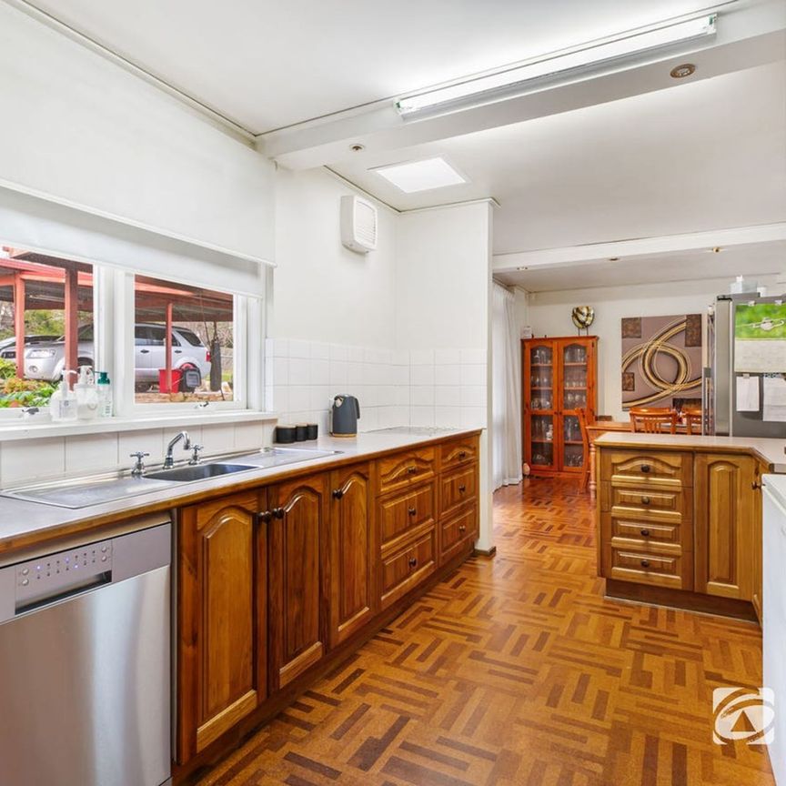 58 Keck Street, Flora Hill - Photo 1