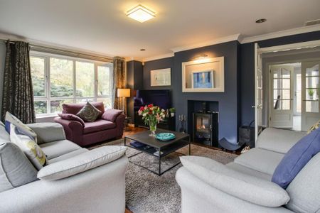 4 bedroom property to rent - Photo 2